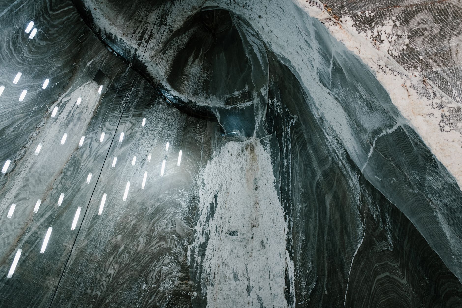 Pompage inondation cave équipe à Bourges